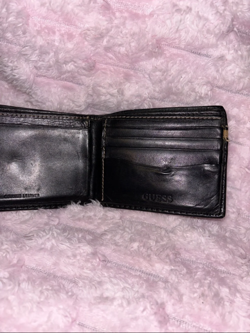 Guess Black Leather Men’s Card & Key Holder with Brown Accent